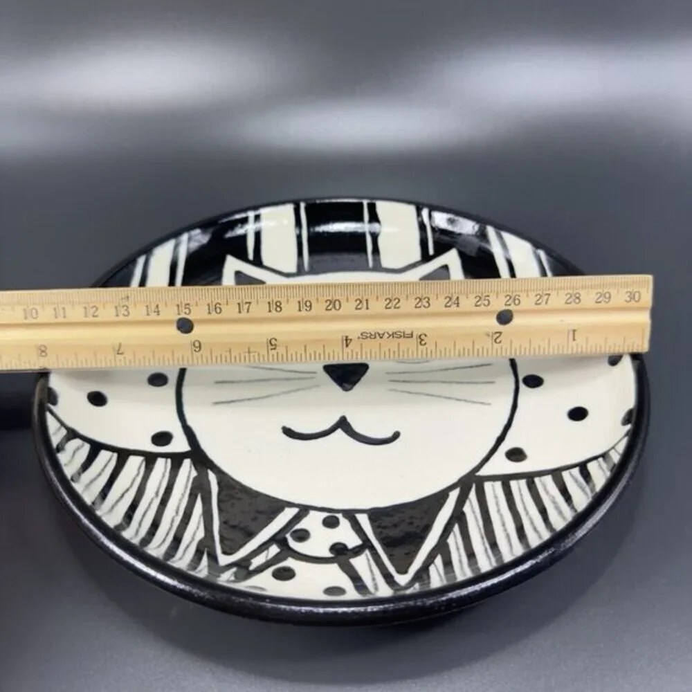 1990s Studio Art Pottery Round‎ Dish Plate Of Kitty Cat Signed Kietzen Vintage